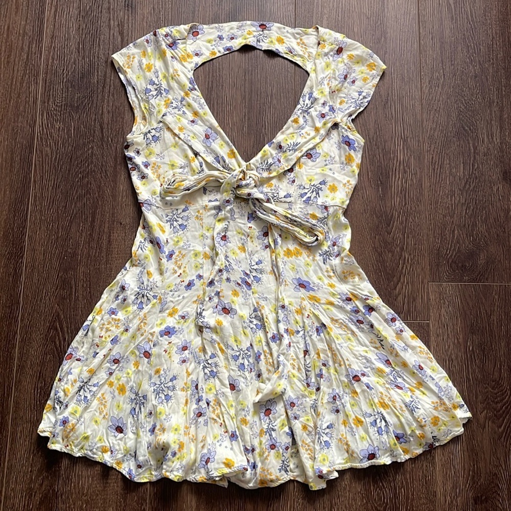 Free People It Takes Two floral wrap dress in cream S - Picture 4 of 9